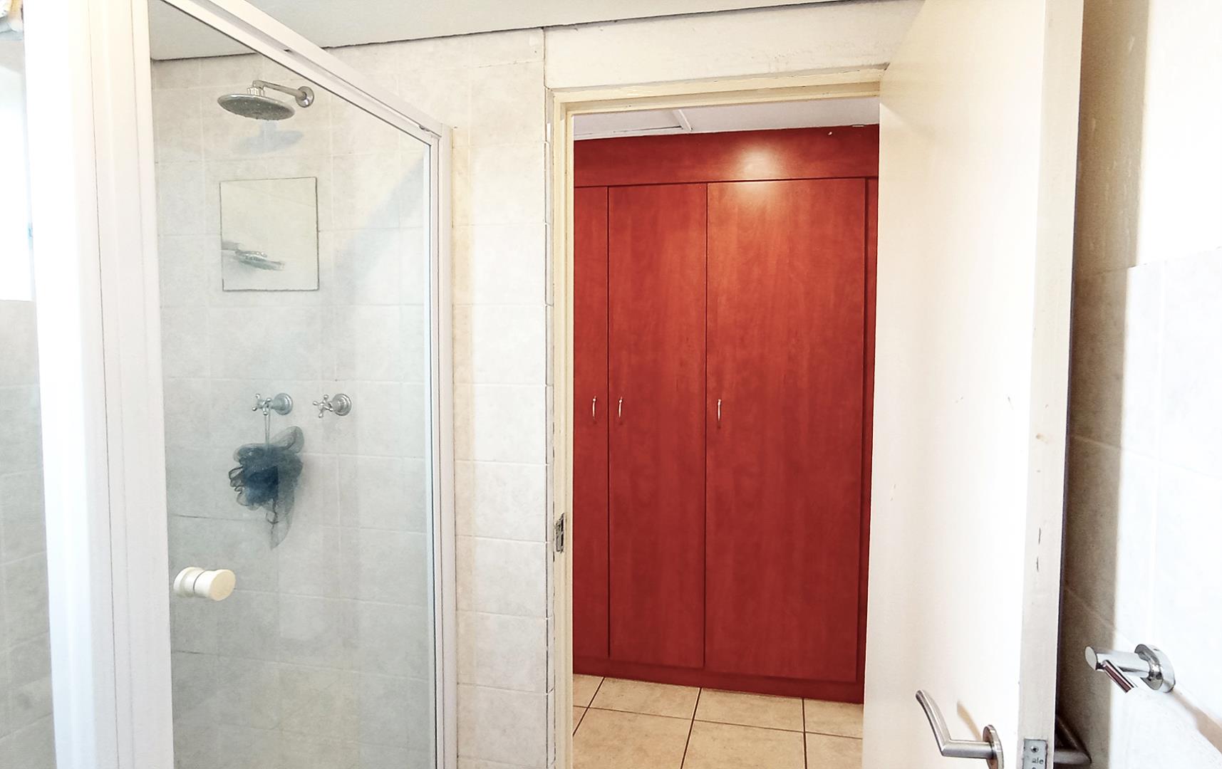 730617_bath1.jpg