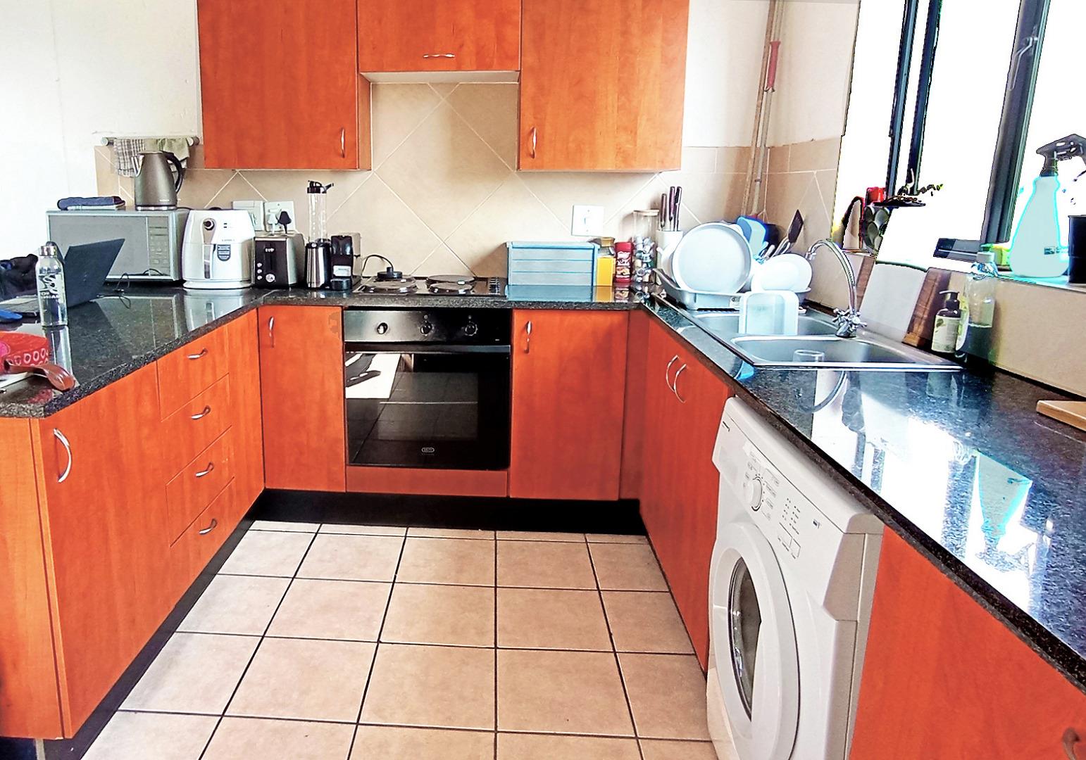 730617_kitchen1.jpg