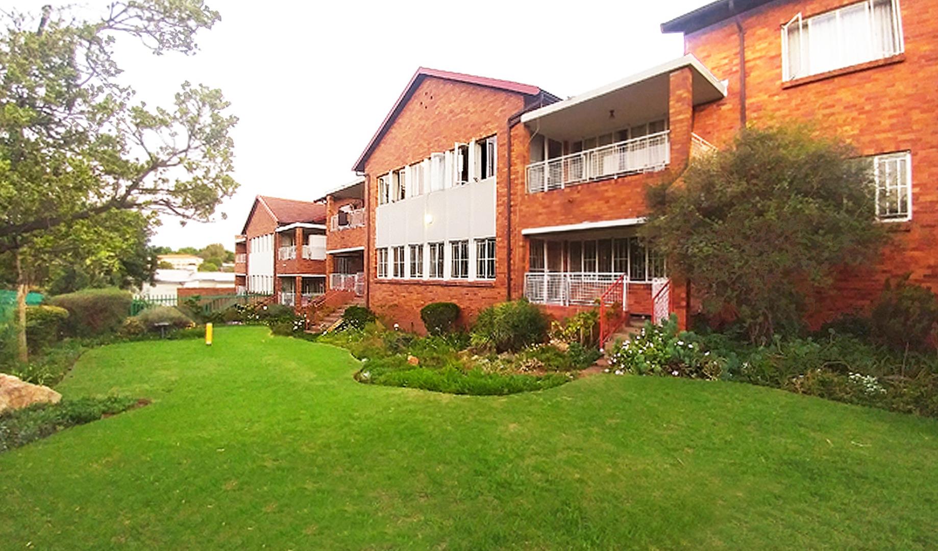 751045_building_front.jpg