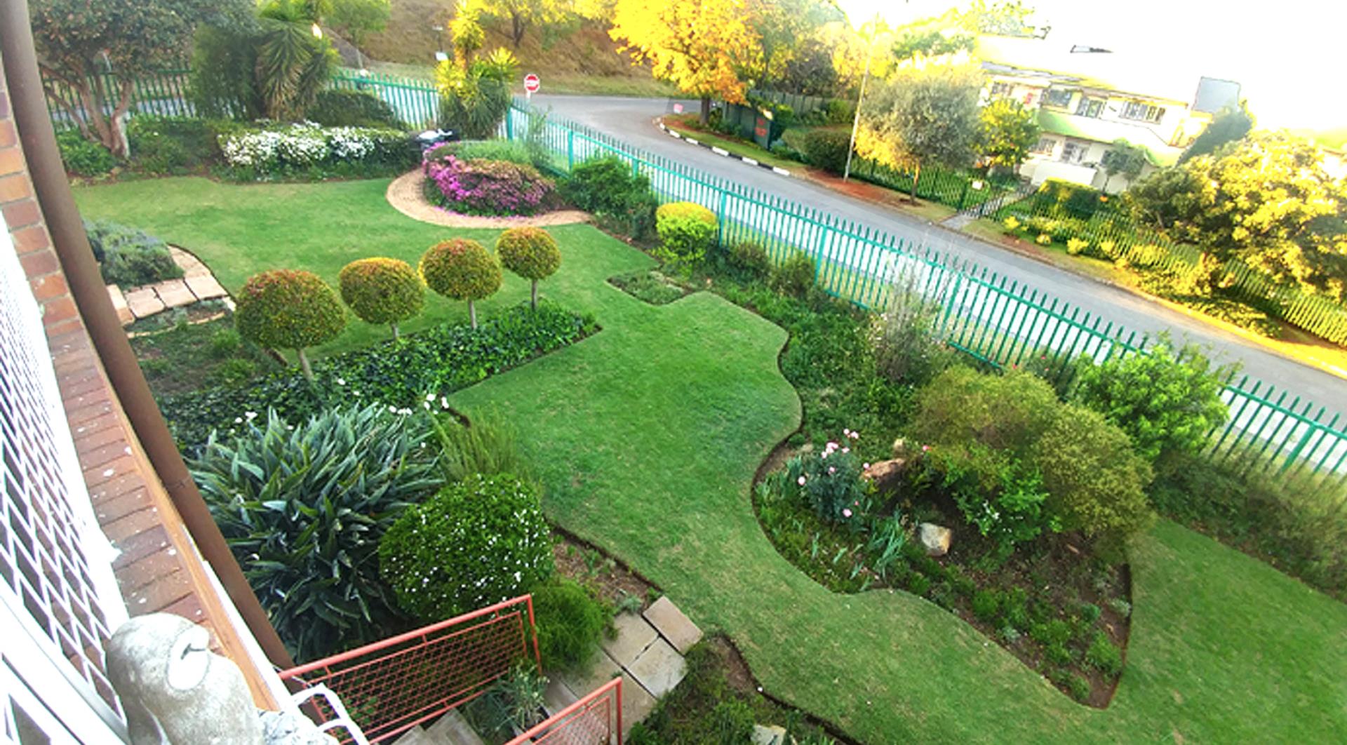 751045_garden_main.jpg