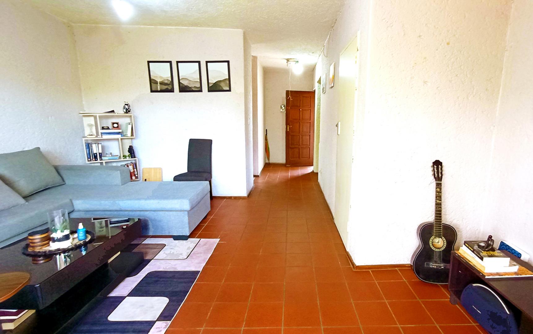 751543_lounge2.jpg
