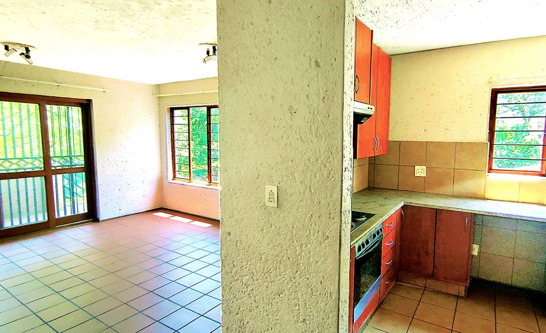 751543_lounge_kitchen.jpg