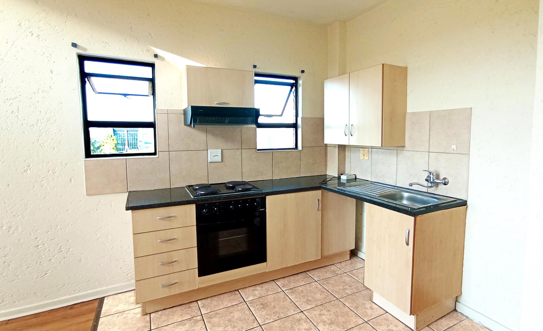 751583_kitchen.jpg