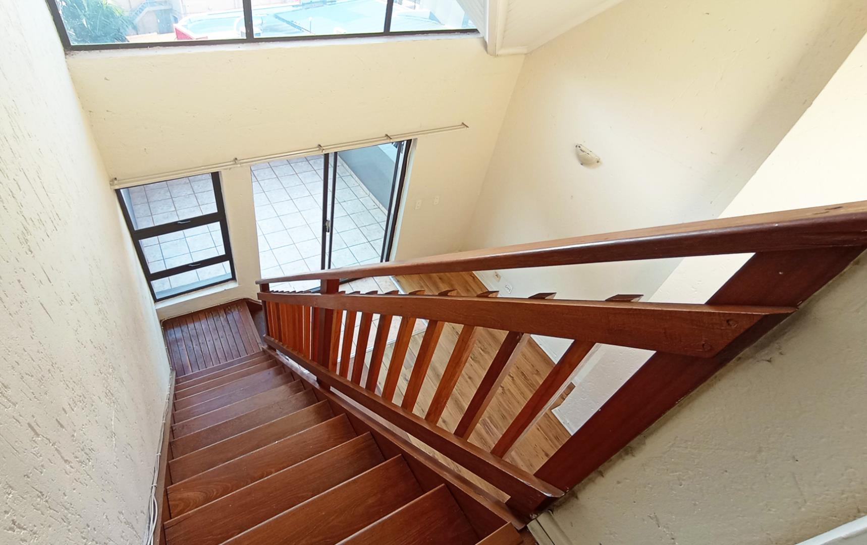 751583_stairs.jpg