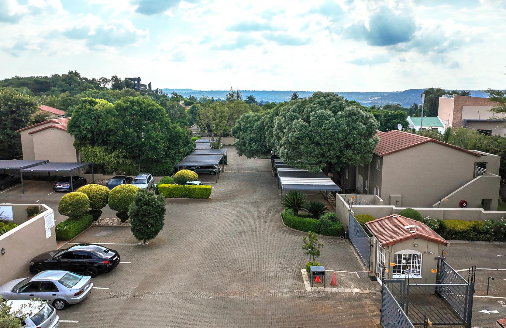 753670_complex_aerial4.jpg