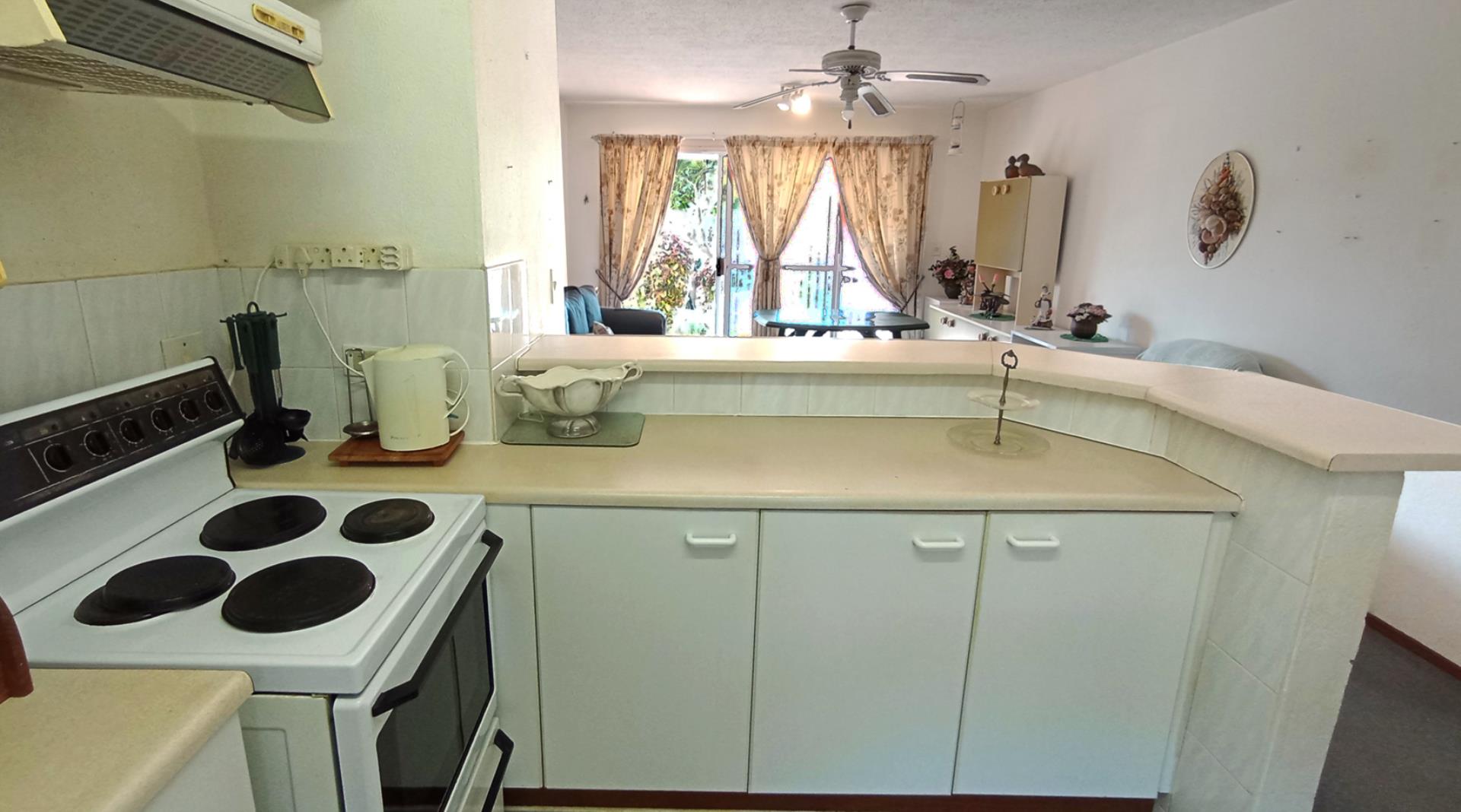 754773_kitchen3.jpg