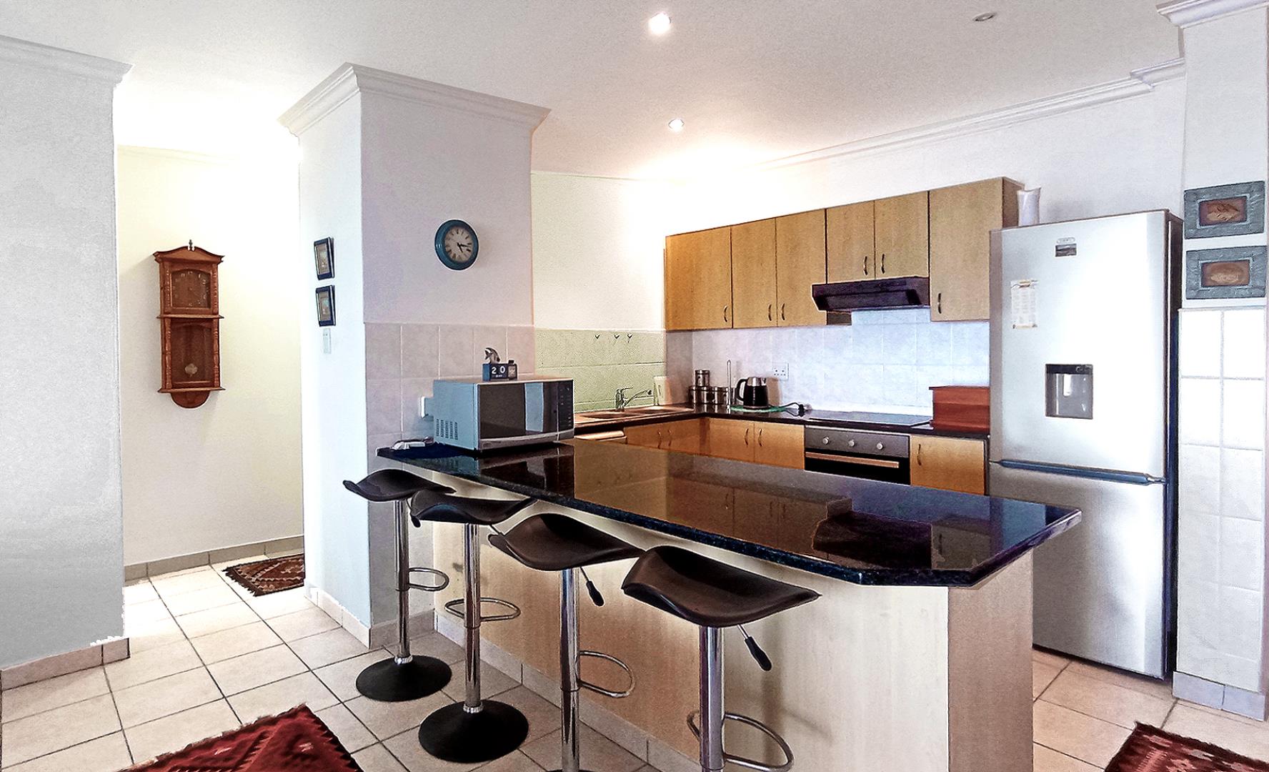 755357_kitchen1.jpg