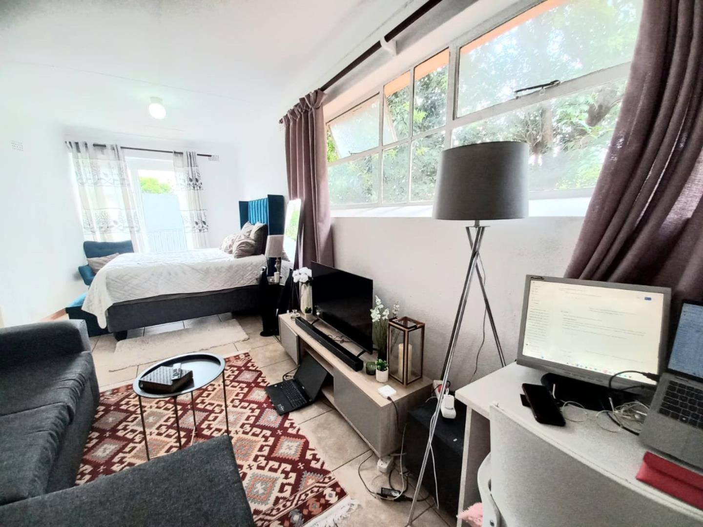 1 Bedroom Apartment for Sale - Gauteng