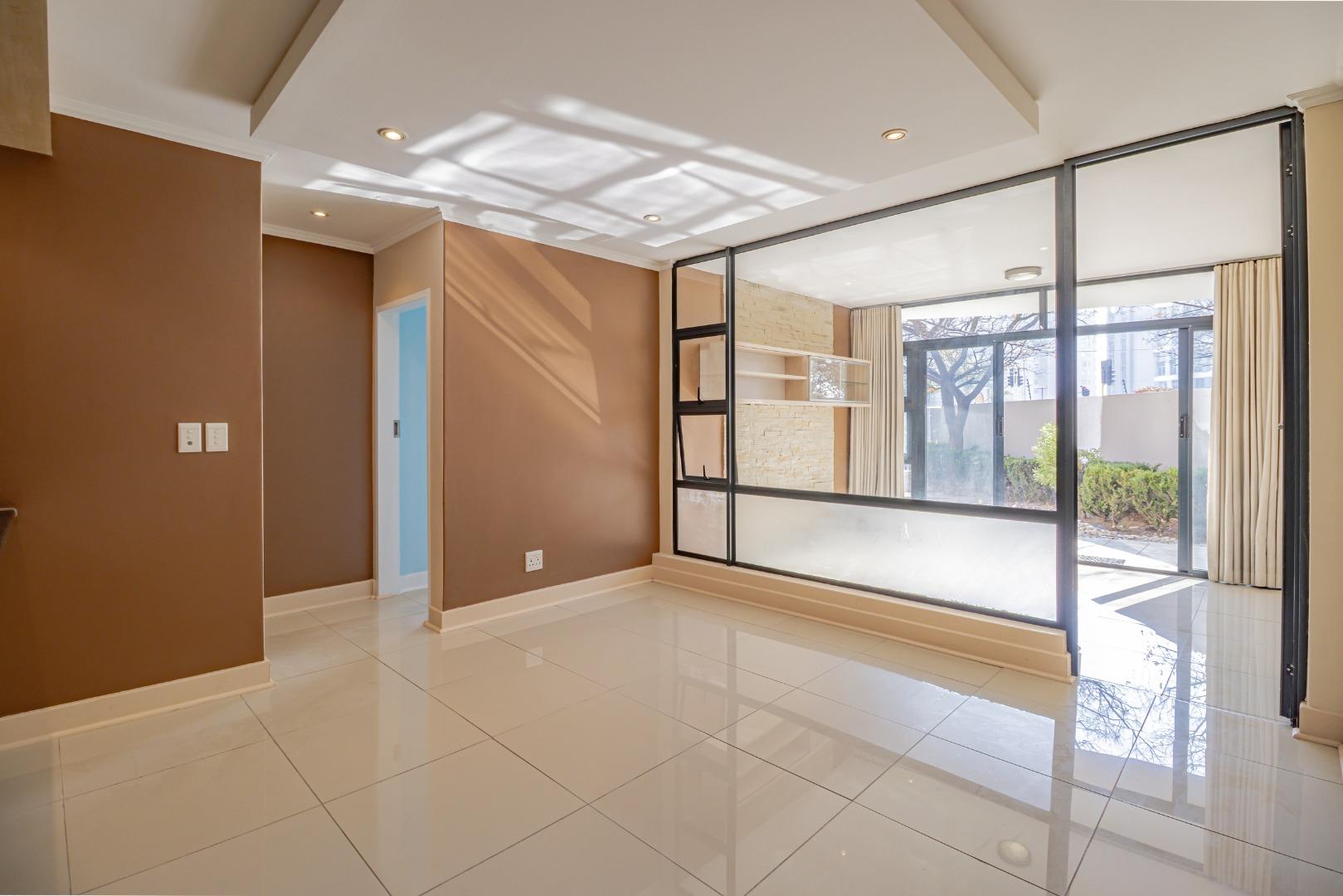 765886_IMG_0566-HDR.jpg