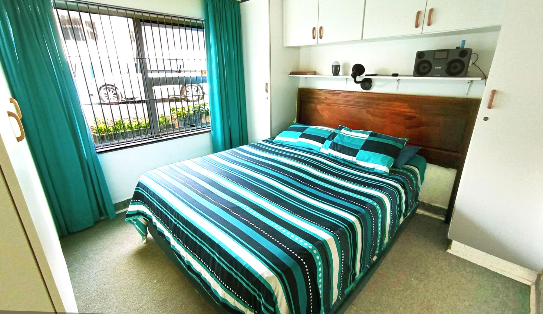766394_bed2.jpg