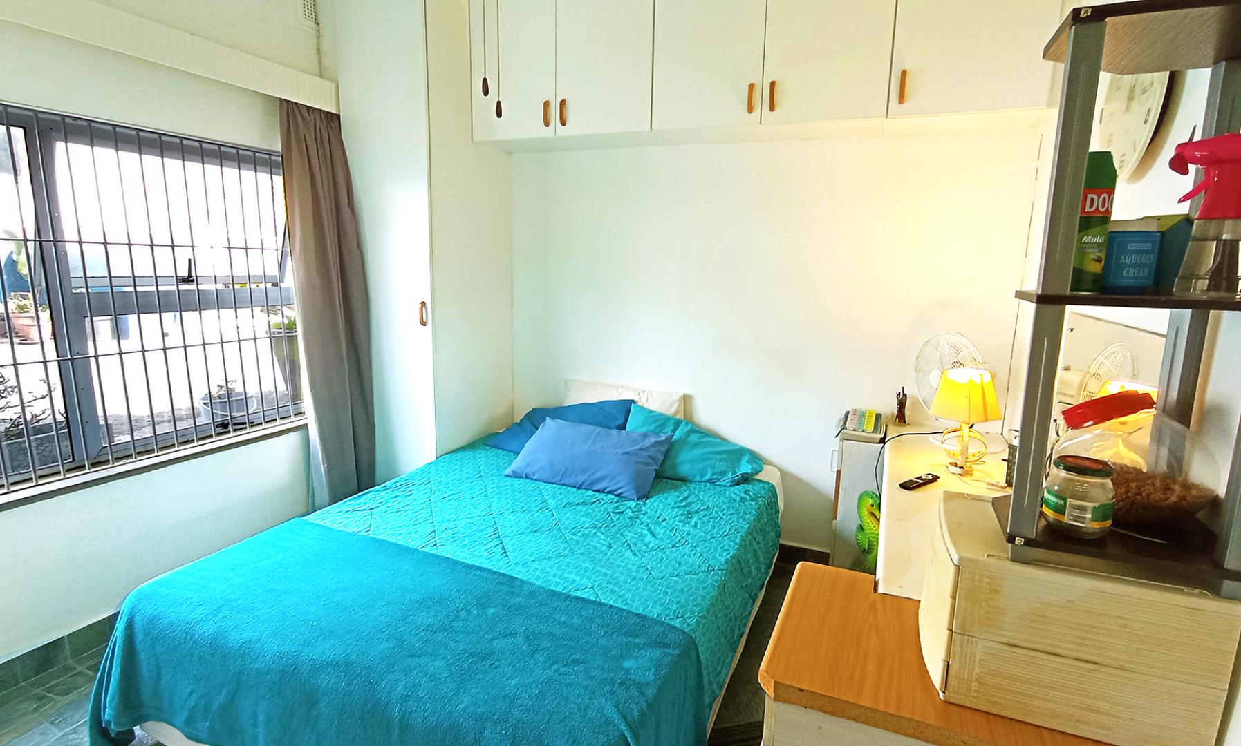766394_bed4.jpg