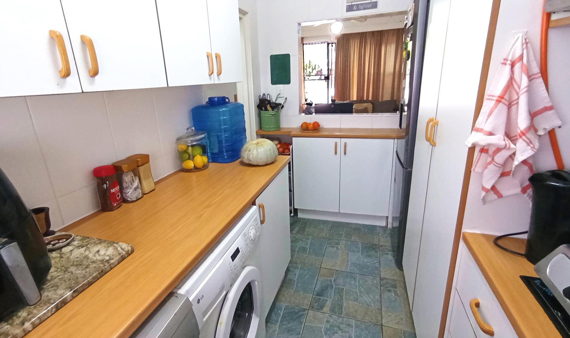 766394_kitchen1.jpg