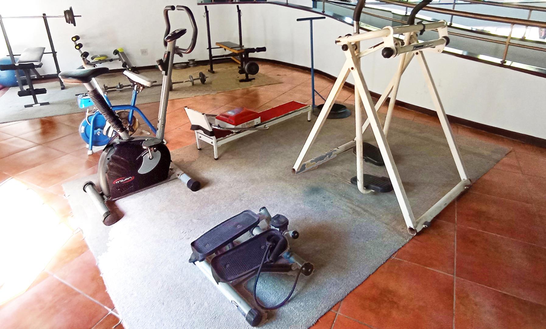 768779_gym.jpg