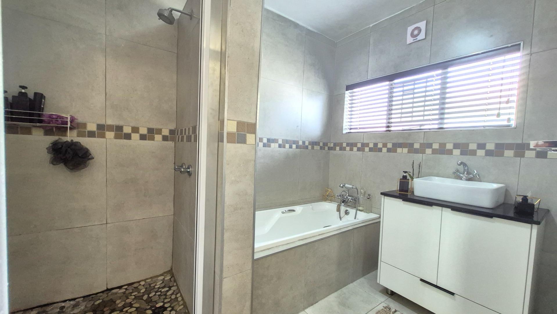 768801_765288_Badkamer_3.jpg