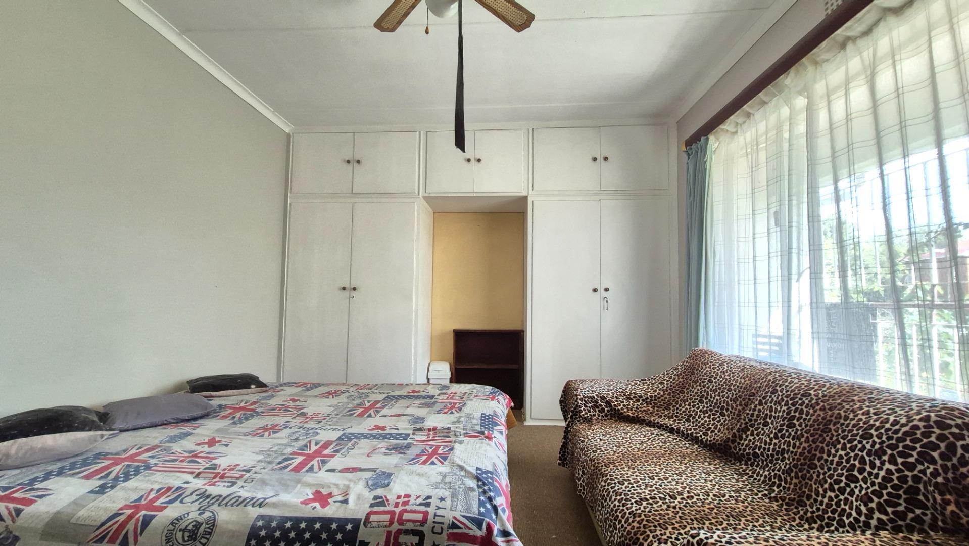 768802_765287_Hoofslaapkamer_1.jpg