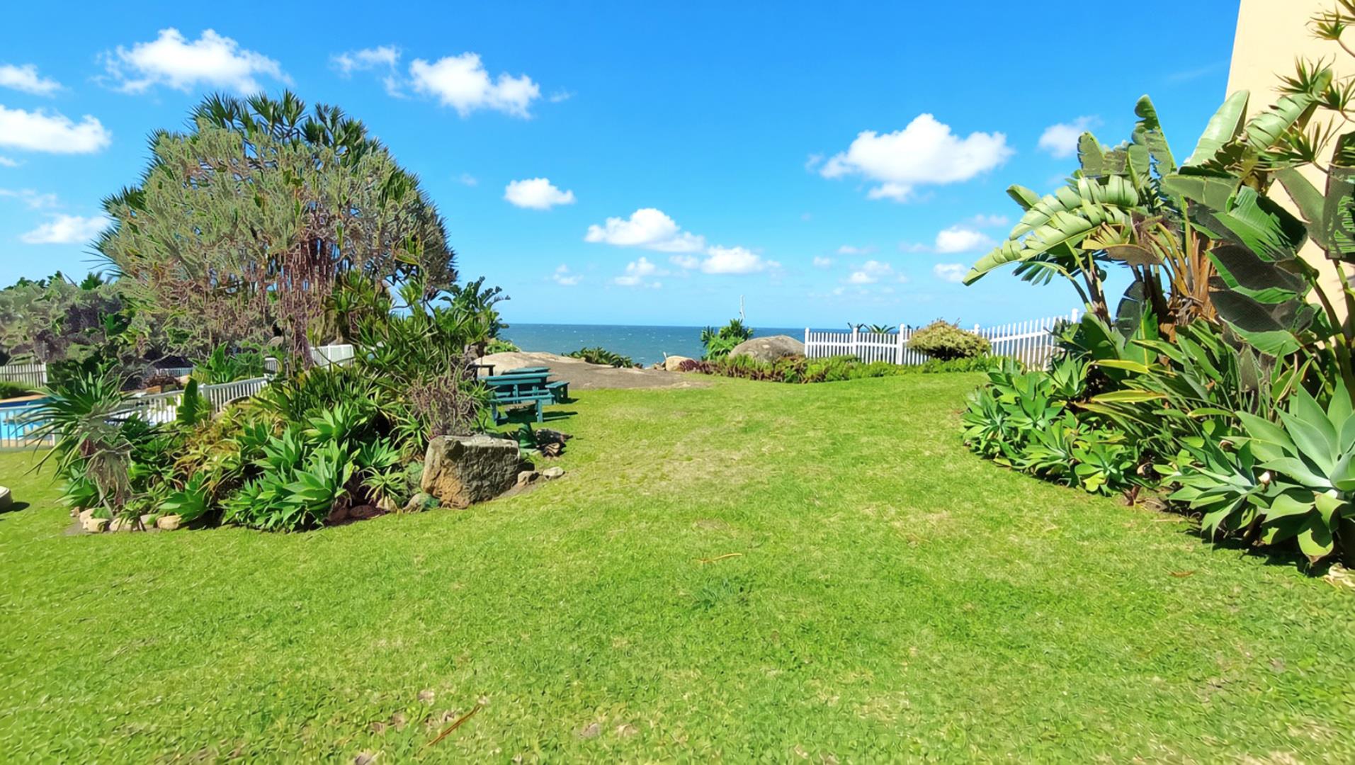 769512_garden_sea.jpg